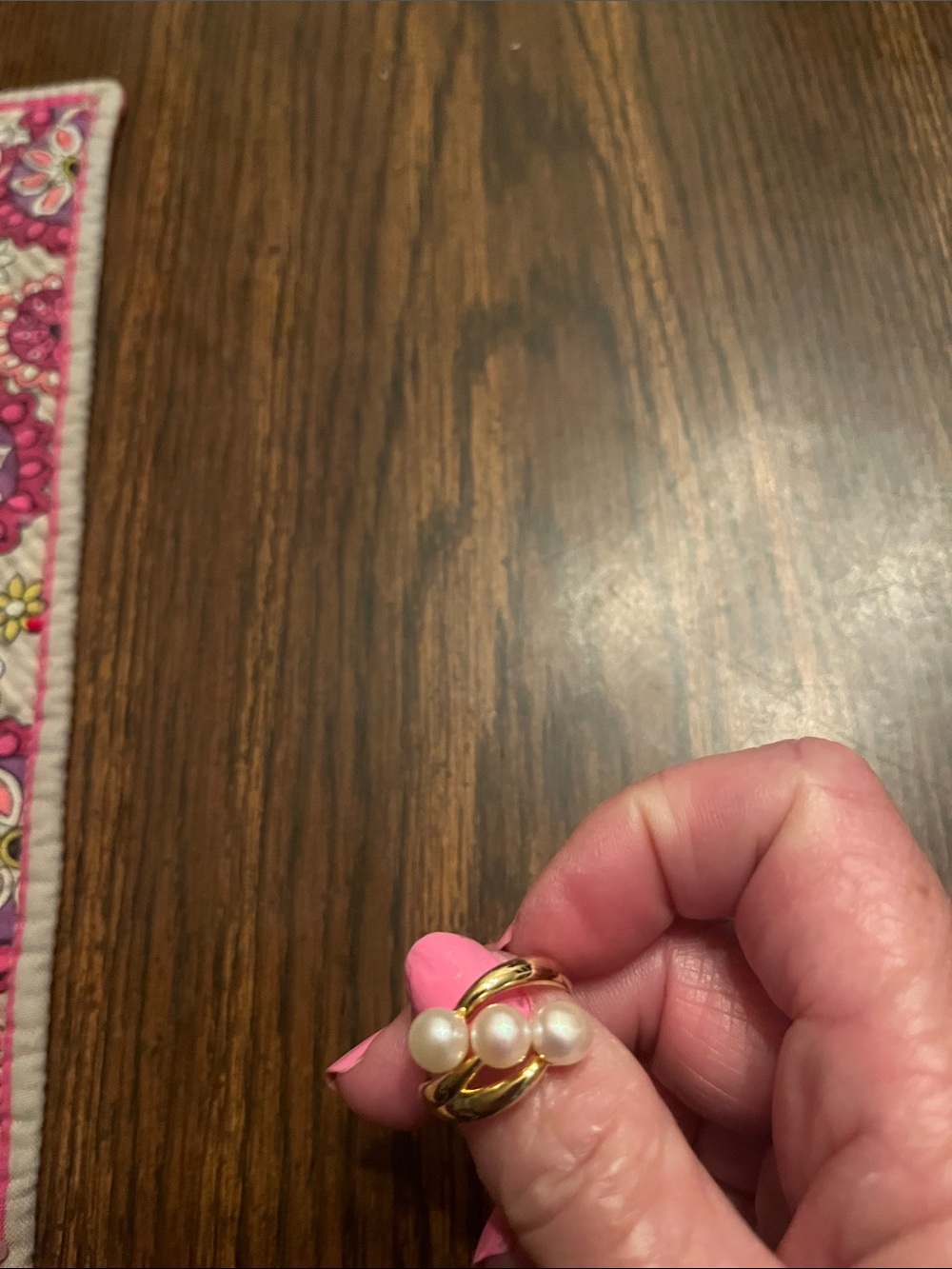Honora size 7 18k gold plate stylish three pearl ring very comfortable.